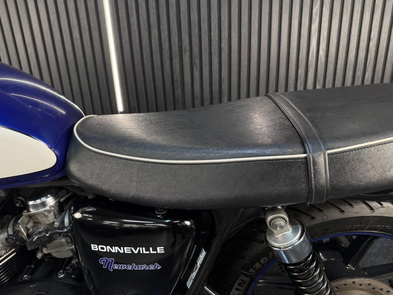 2015 Triumph Bonneville Newchurch 865