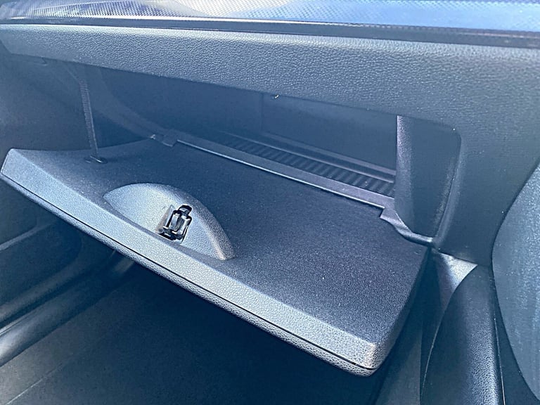 2005 BMW 1 Series 120d Sport 5dr HATCHBACK Diesel Manual