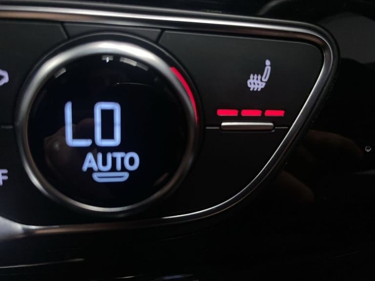 2020 70 AUDI A4 AVANT 2.0 TFSI 35 BLACK EDITION ESTATE 5DR PETROL S TRONIC EURO 