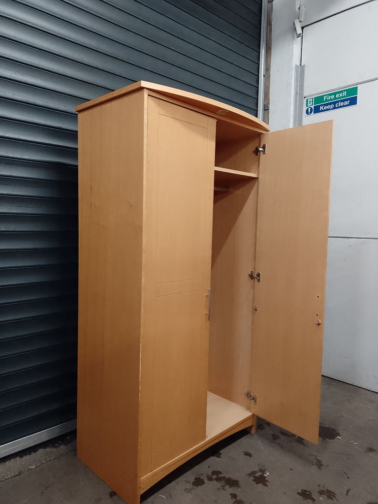 2 door wardrobe 96cm x 62cm x 187cm, Ref:18358