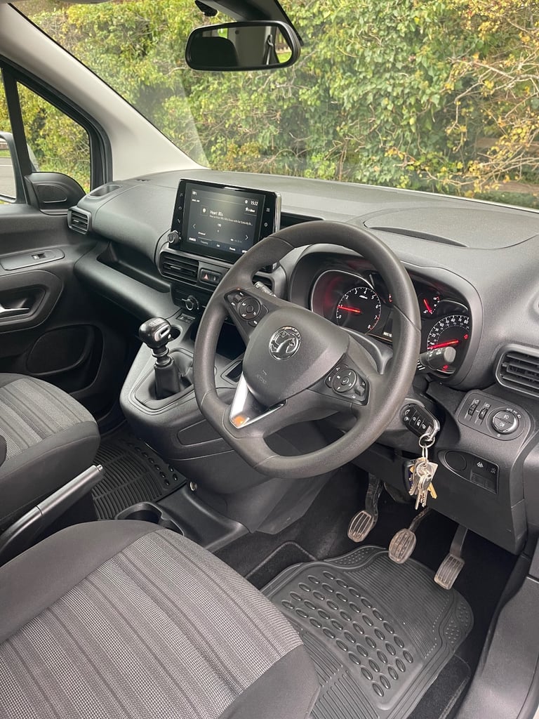 Vauxhall, COMBO LIFE, MPV, 2019, Manual, Turbo 1199 (cc), 5 doors