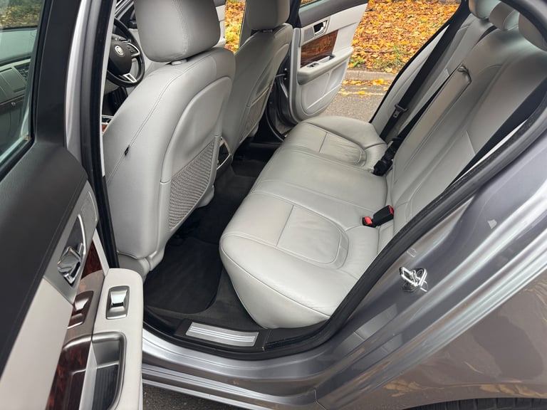 Jaguar xf luxury 2.2d 190