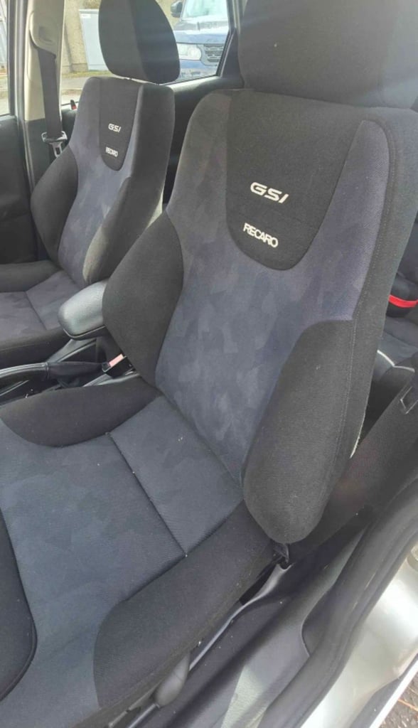 Vauxhall, VECTRA, Saloon, 2002, Manual, 2597 (cc), 4 doors