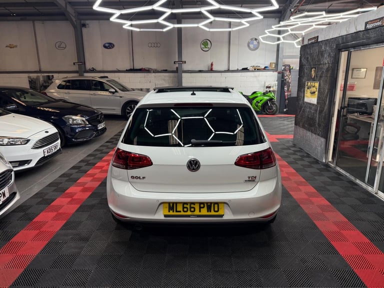 VOLKSWAGEN GOLF 1.6 TDI BlueMotion Tech GT Edition 2016