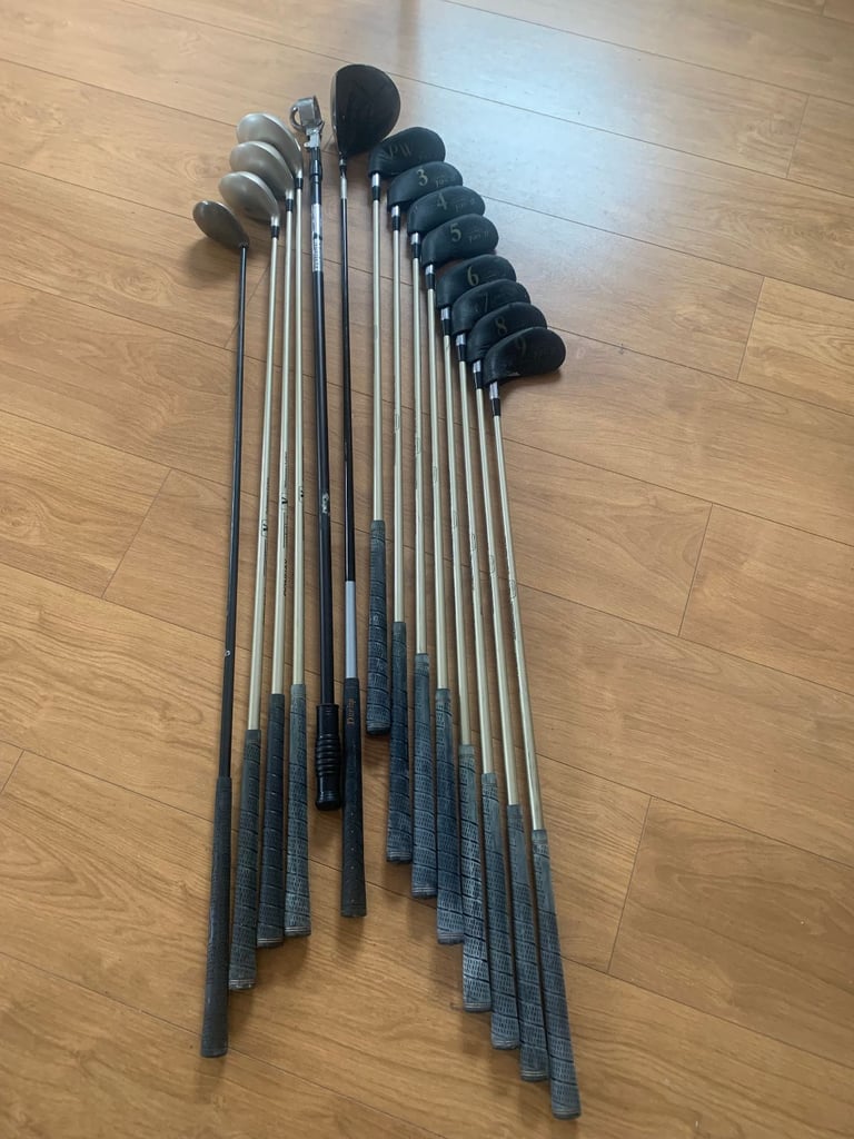 image for 13 Golf Clubs – mainly Donnay Evolution