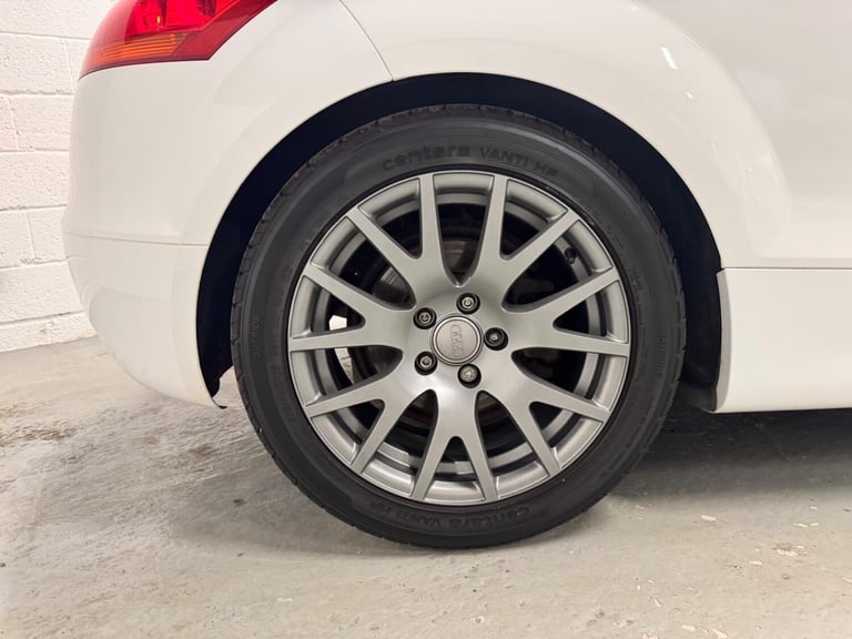 AUDI TT 1.8 TFSI White Manual Petrol 2010