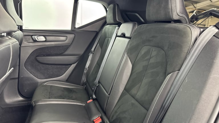 2020 Volvo XC40 T3 R-Design SUV Petrol Manual