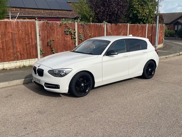 BMW 1 SERIES 116i SPORT 1.6 2012