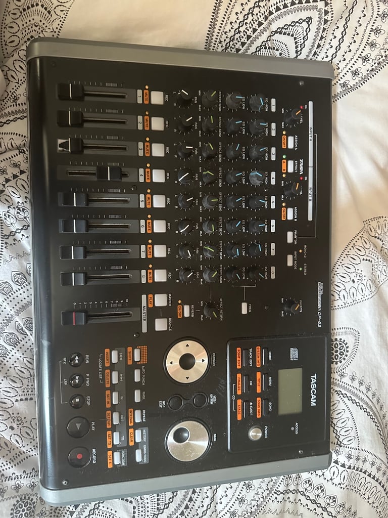 image for Tascam digital portastudio dp-02