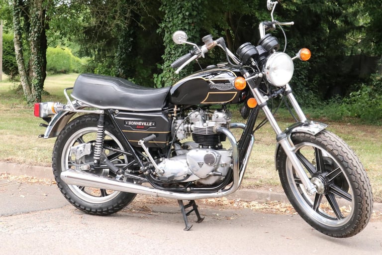 Triumph T140D  Bonneville Special. Just 4065 miles fantastic condition.