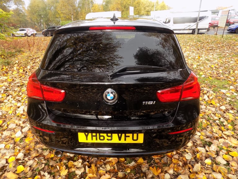 2019 BMW 1 Series 118i [1.5] Sport 5dr [Nav/Servotronic] HATCHBACK Petrol Automatic