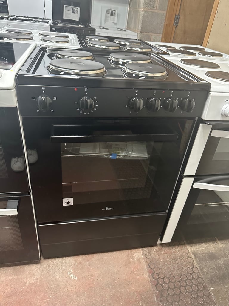 image for NEW/GRADED 60CM BLACK ELECTRIC COOKER