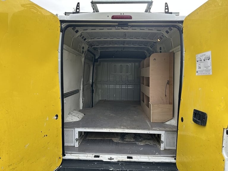 2018 Peugeot Boxer BlueHDi 335 Panel Van Diesel Manual