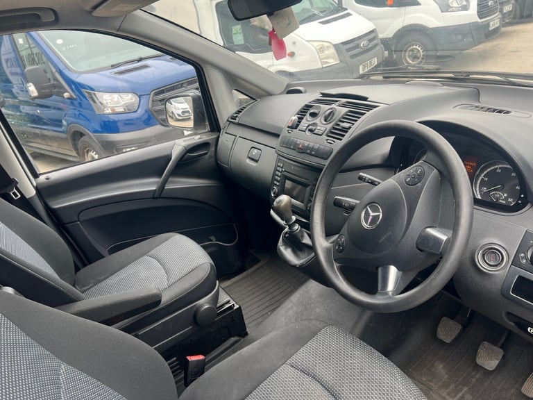 2011 Mercedes-Benz Vito 113CDI BlueEFFICIENCY Window Van PANEL VAN Diesel Manual
