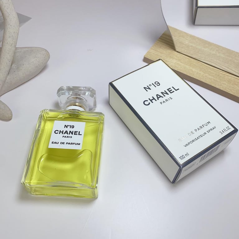 N°19 CHANEL PARIS EAU DE PARFUM 100ml women 