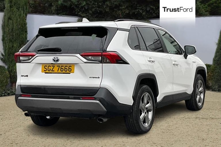2020 Toyota RAV4 2.5 VVT-i Hybrid Design 5dr CVT**REAR CAMERA - FRONT &amp; REAR SENSORS - POWER ...