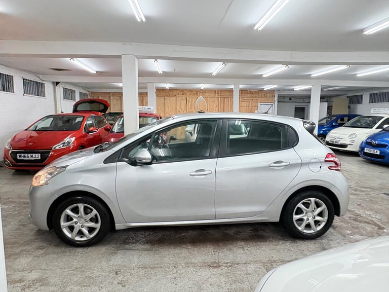 2013 Peugeot 208 1.4 e-HDi Active 5dr EGC HATCHBACK Diesel Automatic