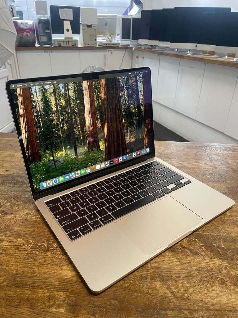 13.6-inch Apple MacBook Air M4 10 CPU/8 GPU 16GB RAM 256GB SSD 2025 Starlight Logic Pro 11 