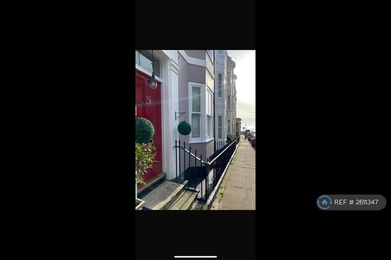 Studio flat in Devonshire Place, Brighton, Brighton And Hove, United Kingdom, BN2 (#2611347)