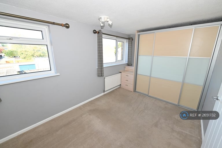 3 bedroom house in Warren Avenue, Chandler's Ford, Eastleigh, SO53 (3 bed) (#2651732)