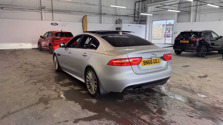 2016 Jaguar XE 2.0d [180] R-Sport 4dr Auto SALOON DIESEL Automatic