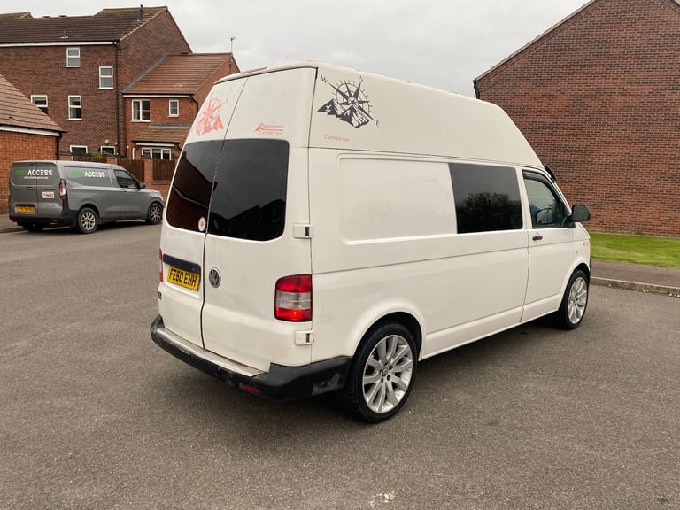 Vw transporter t5 4berth campervan 12 months mot  and rear seat belts 