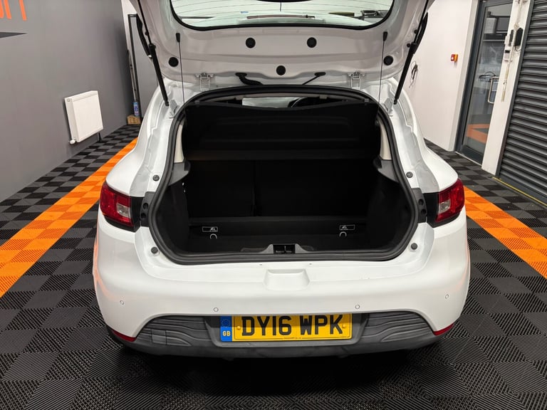 2016 Renault Clio 1.2 16V Play 5dr HATCHBACK Petrol Manual