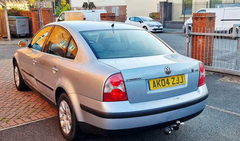 2005 Volkswagen Passat S 1.9TDI 87K Miles Automatic Full Service History 