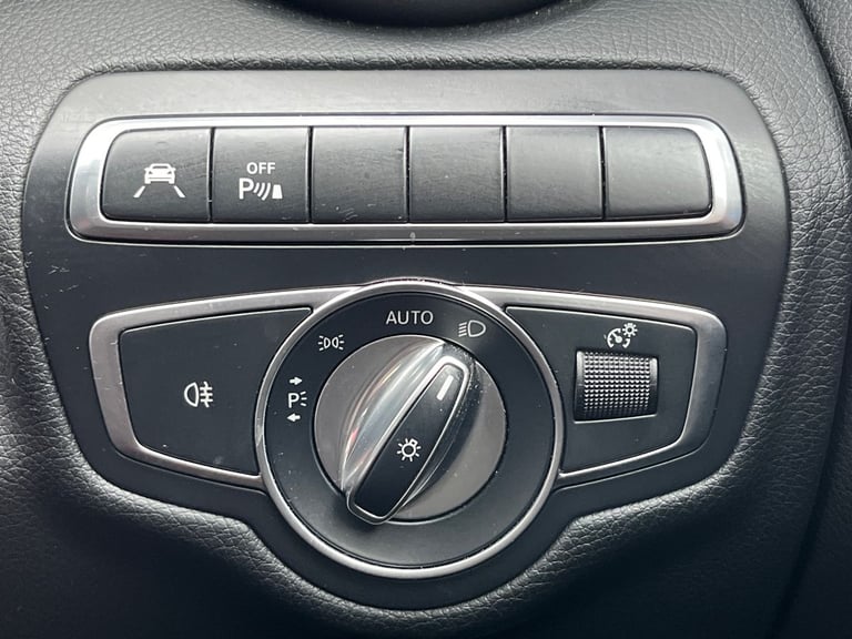  Mercedes Benz C Class Saloon 2.1 C250d Amg Line premium Plus Saloon 4dr Diesel