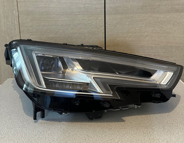 OEM LED Headlight – Driver Side (Right) | Audi A4 (2015–2019)