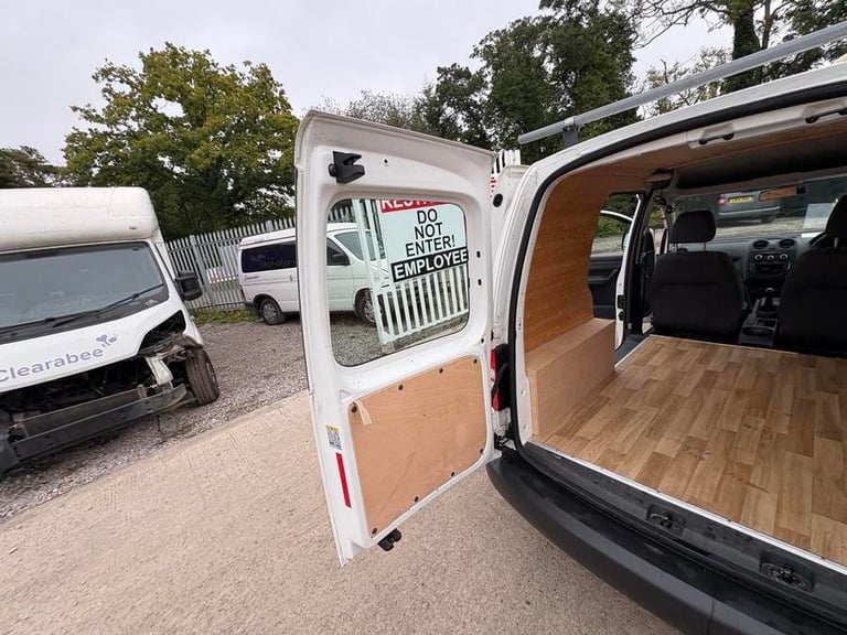 2014 Volkswagen Caddy Caddy C20 TDI BlueMotion Panel Van DIESEL Manual