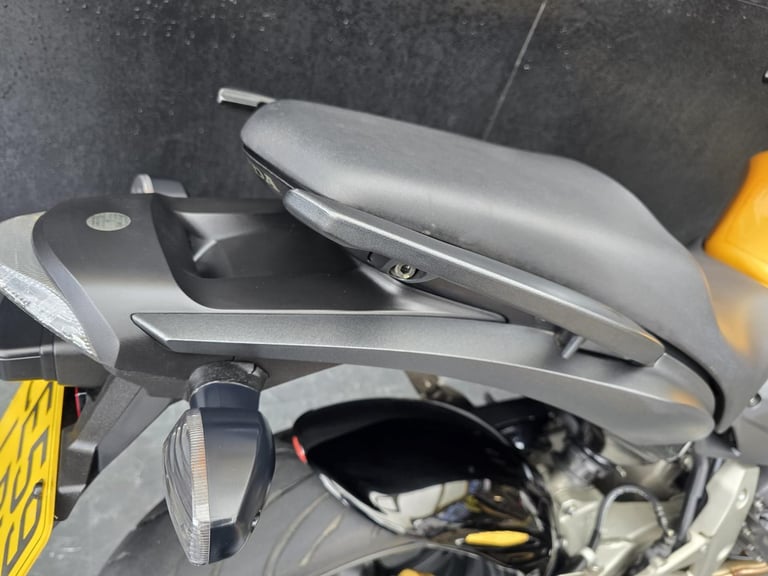 HONDA CB600 F-8 HORNET LOW MILEAGE HPI CLEAR