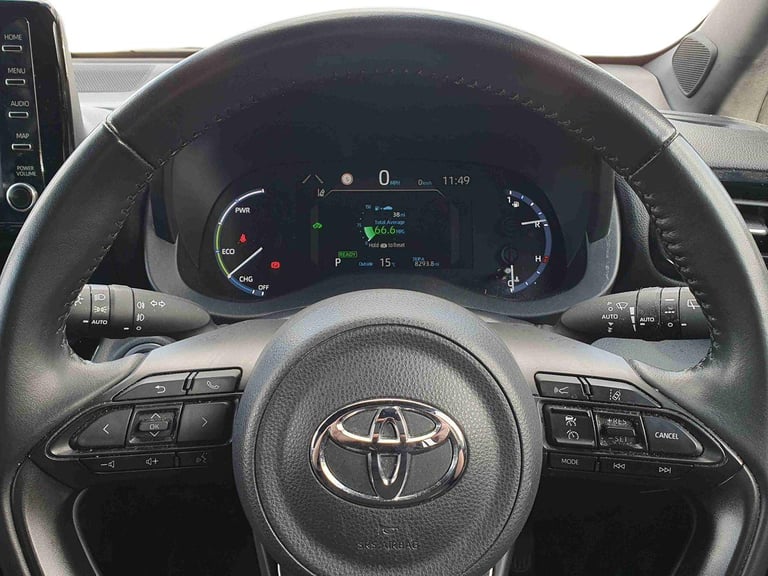 2022 Toyota Yaris Cross 1.5 Hybrid Design 5dr CVT Estate Hybrid Automatic