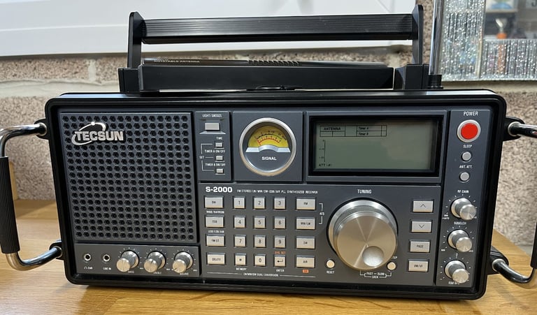 image for TECSUN S-2000 Communication Receiver with FM Stereo, MW, LW, SW SSB and Air Band.  As New.