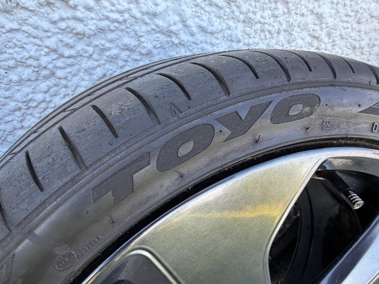 Golf GTI 18inch alloy wheels & Tyres