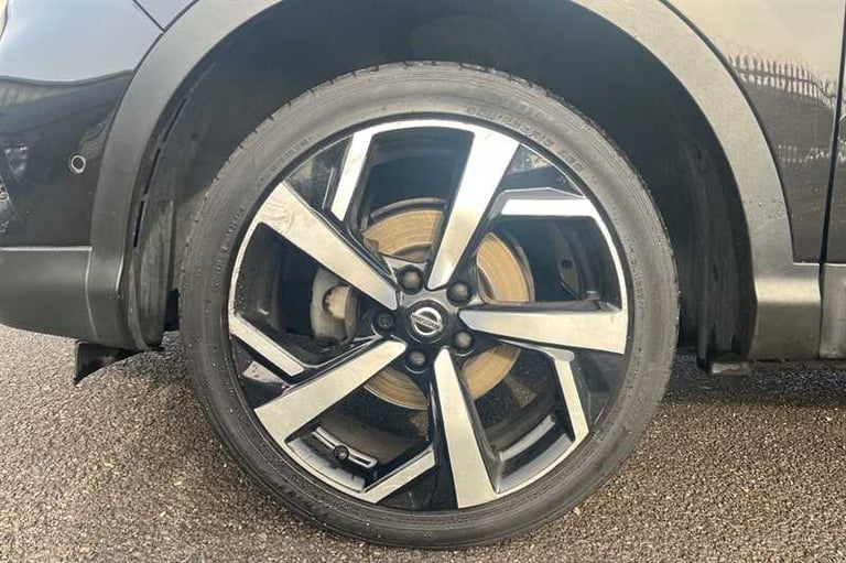 2019 Nissan Qashqai 1.3 DIG-T Tekna SUV 5dr Petrol Manual Euro 6 (s/s) (140 ps) SUV Petrol Manual