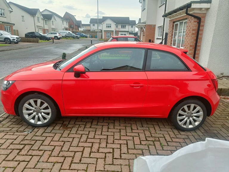 Audi, A1, Hatchback, 2012, Semi-Auto, 1390 (cc), 3 doors