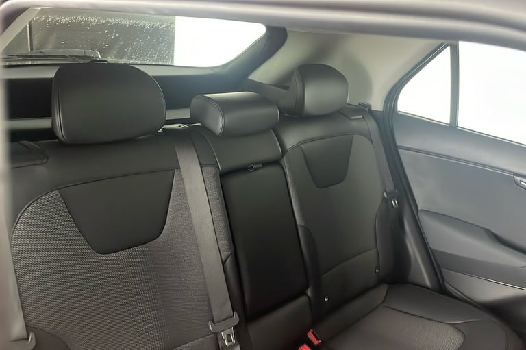  Kia Niro Hybrid 1.6h Gdi 3 Suv 5dr Petrol Hybrid Dct Euro 6 s/s 139 Bhp