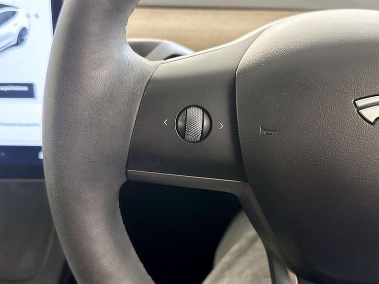 2021 Tesla Model 3 Standard Range Plus Auto RWD 4dr Automatic Saloon Electric Automatic