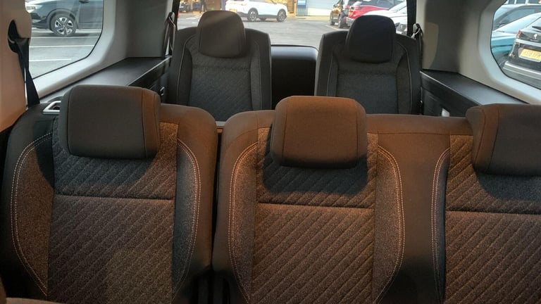 2024 Peugeot Rifter 52kWh Allure Long MPV 5dr Electric Auto (7.4kW Charger) (136 ps) MPV Electric...