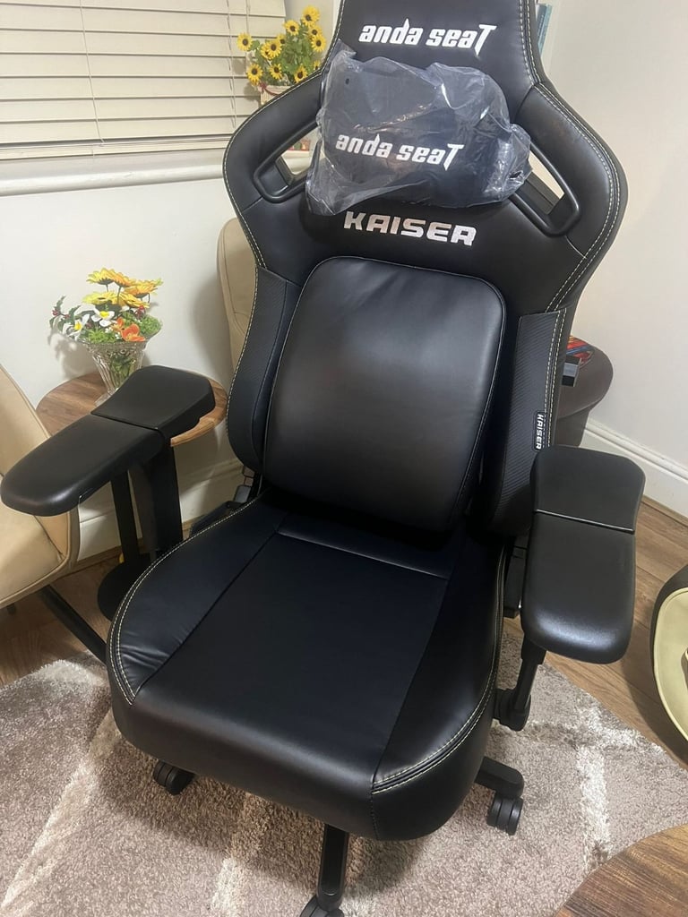 image for Anda Seat Kaiser 4 Gaming Chair