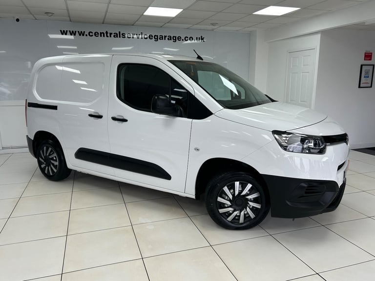 2021 Toyota ProAce 1.5 BlueHDi Active Short Panel Van SWB Euro 6 5dr PANEL VAN Diesel Manual