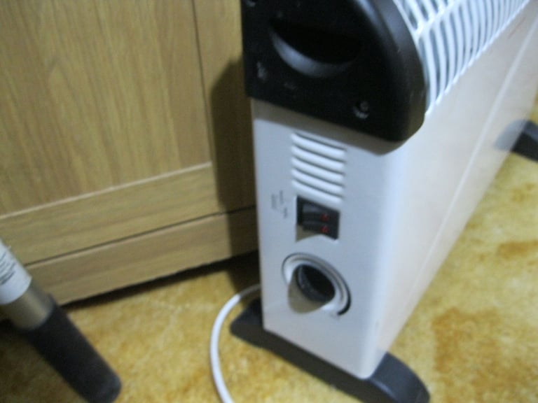 DAEWOO ELECTRIC HEATER 2KW MAX SWANSEA SA1 4JR