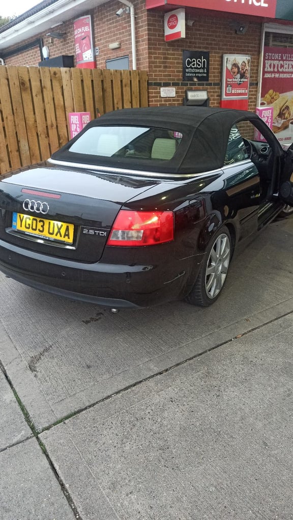 Audi, A4, Convertible, 2003, Semi-Auto, 2496 (cc), 2 doors