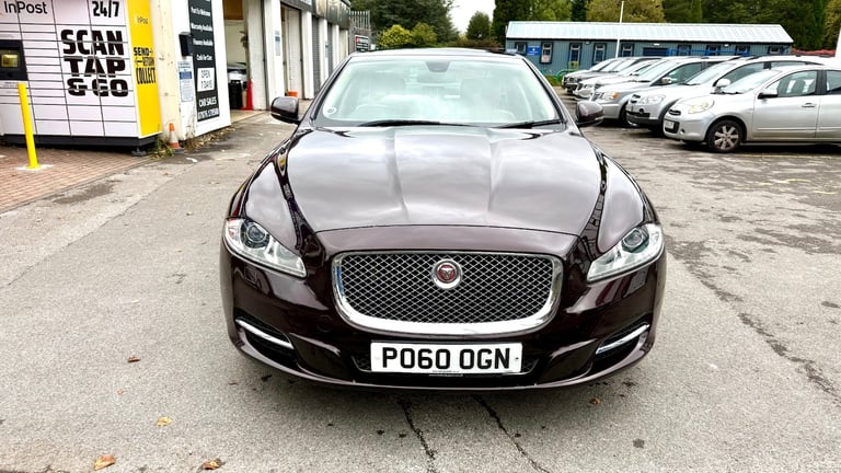 2010 Jaguar XJ 3.0d V6 Premium Luxury 4dr Auto SALOON Diesel Automatic