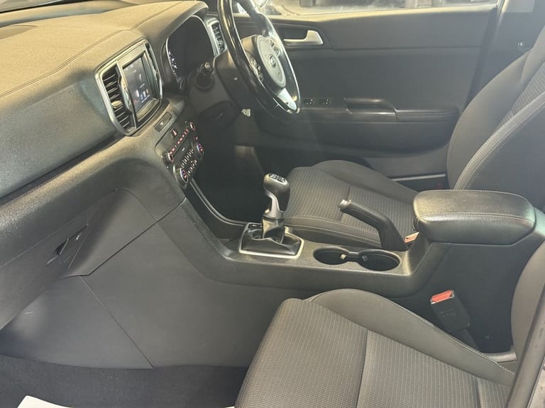 2017 Kia Sportage 1.6 GDi 2 SUV 5dr Petrol Manual Euro 6 (s/s) (130 bhp) ESTATE Petrol Manual