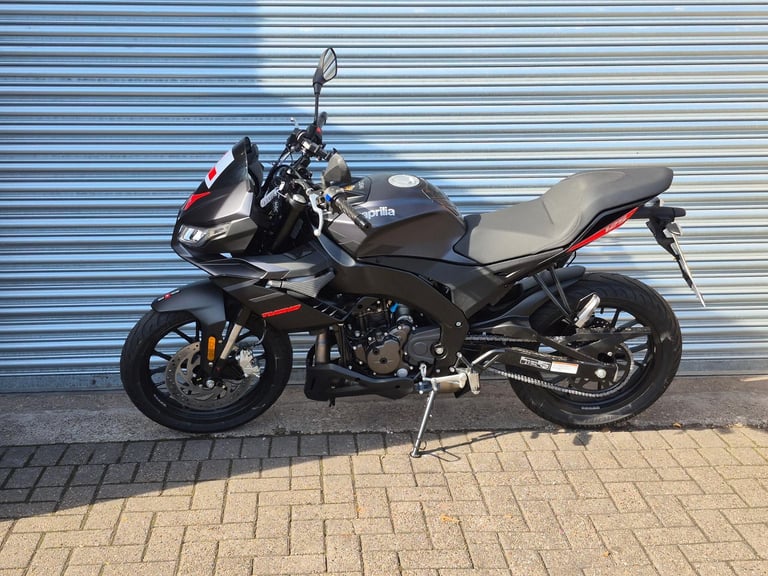 Aprilia Tuono 125 e5+