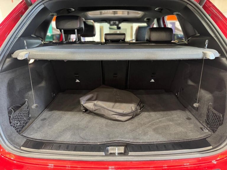 2022 Mercedes-Benz EQA EQA 300 66.5kWh AMG Line (Premium) Auto 4MATIC 5dr ESTATE Electric Automatic