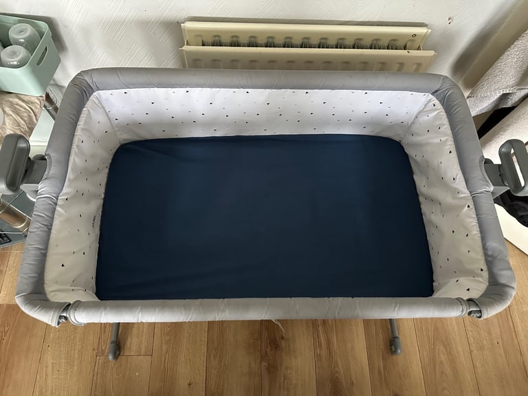 Kinderkraft Baby cot