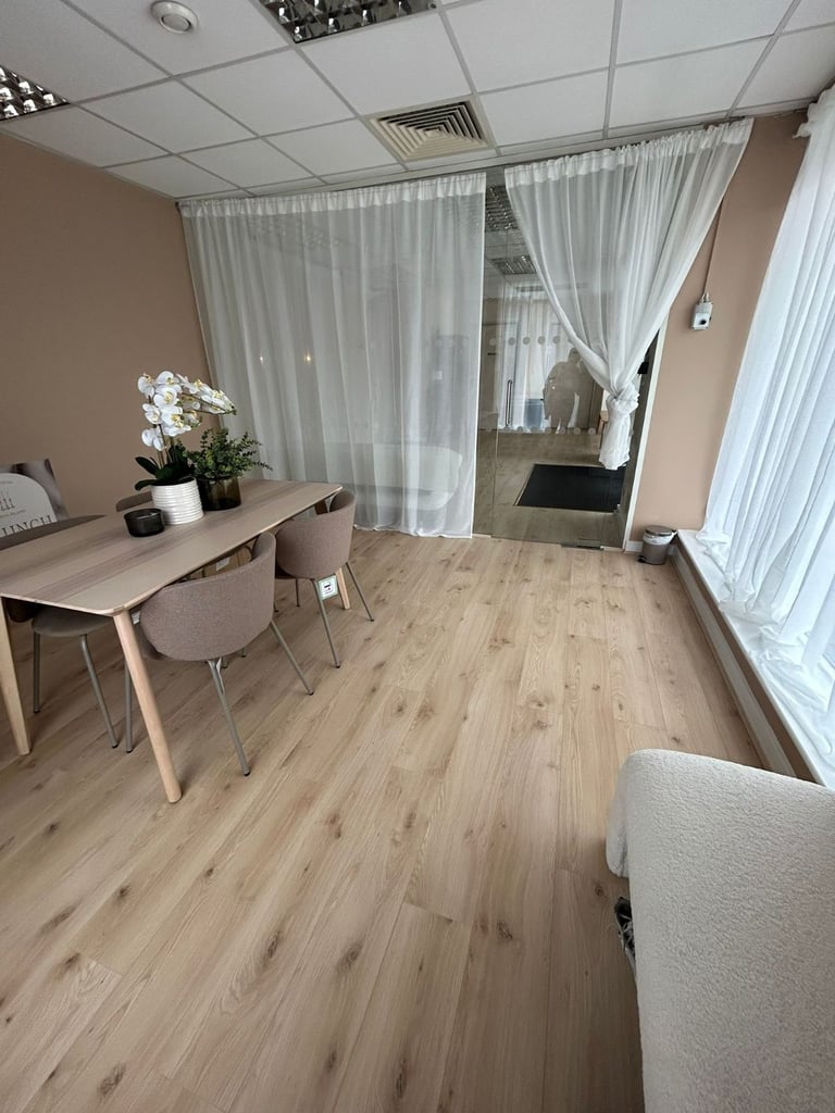 Private Treatment Room Available - Perfect for Health, Beauty & Wellness Professionals COLLIERS WOOD